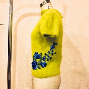 Open Back Sweater Blouse w/ Embroidery